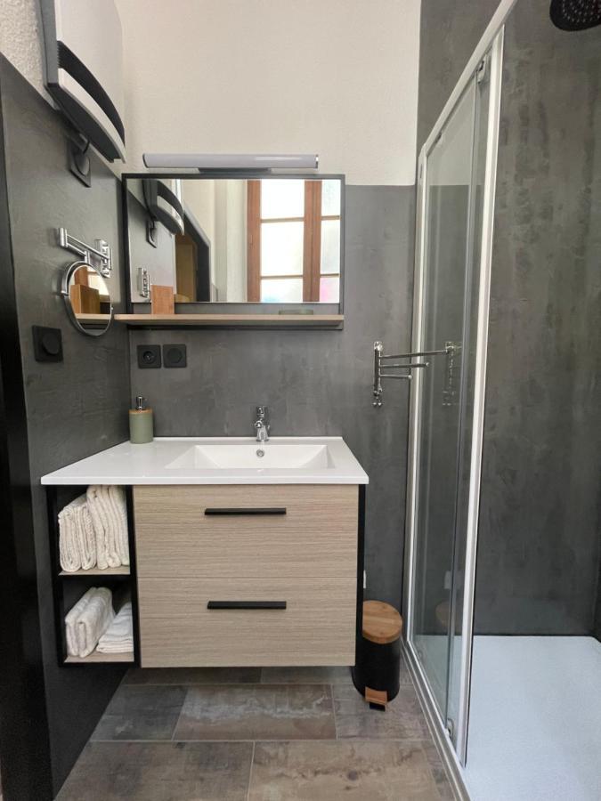 Jungle Room Romans-sur-Isere Exterior photo