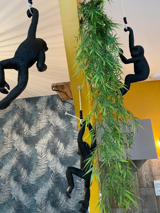 Jungle Room Romans-sur-Isere Exterior photo